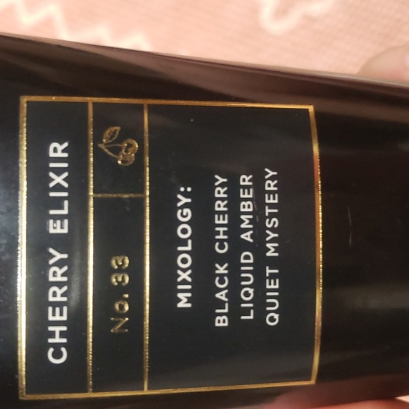 Like new cherry elixir 33 lotion Victorias secret DISCONTINUED - Picture 4 of 4